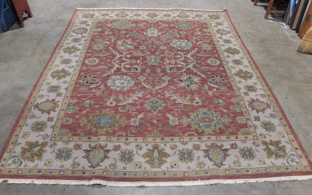 Indo Heriz carpet, 8'1" x 9'10"