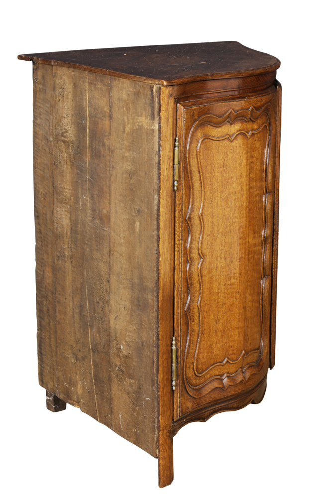French Provincial Louis XV oak corner cabinet circa 1770, having two doors with carved and - Image 2 of 4