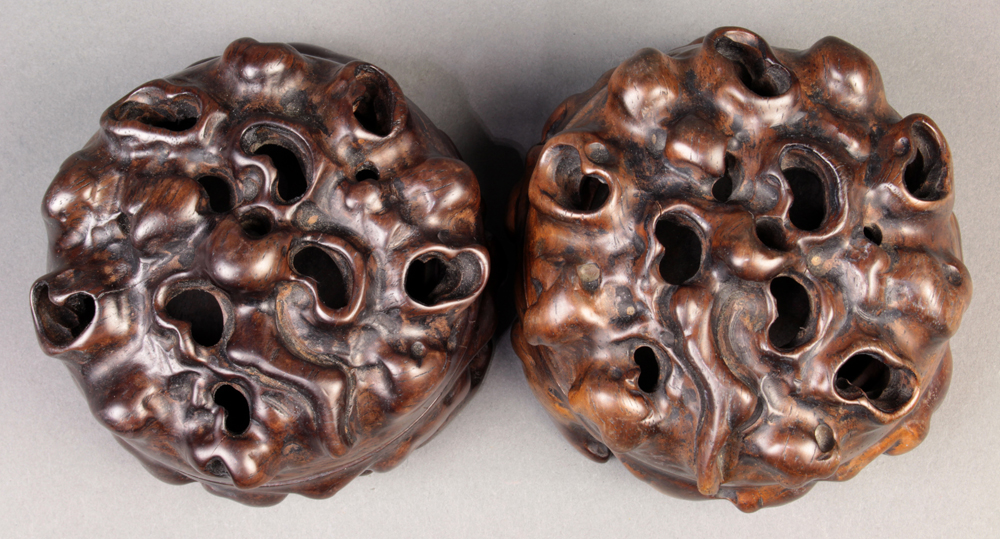 (lot of 2) Chinese hardwood lidded censers, each of the lids of lotus pod form, 4"w - Image 4 of 6