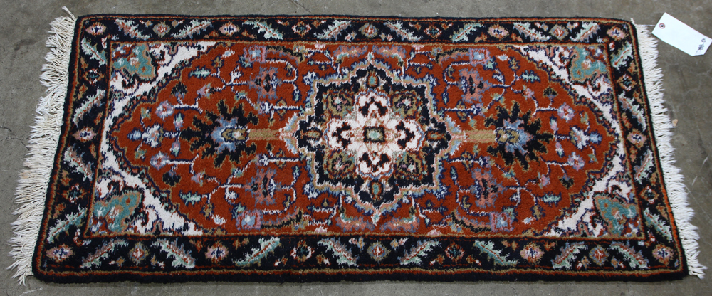 Indo Hamadan carpet, 4' x 2'1"