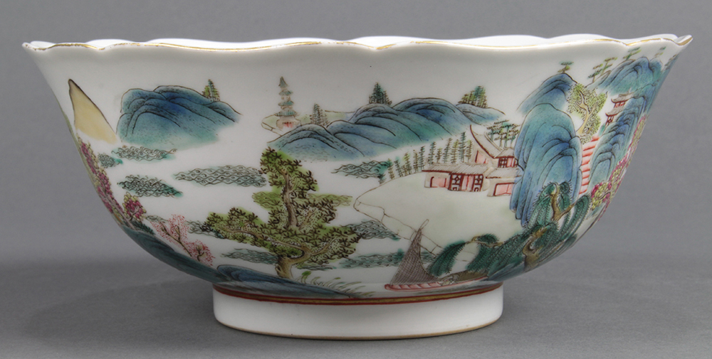 Chinese enameled porcelain bowl, with a foliate rim featuring pavilions along the river landscape, - Image 4 of 7