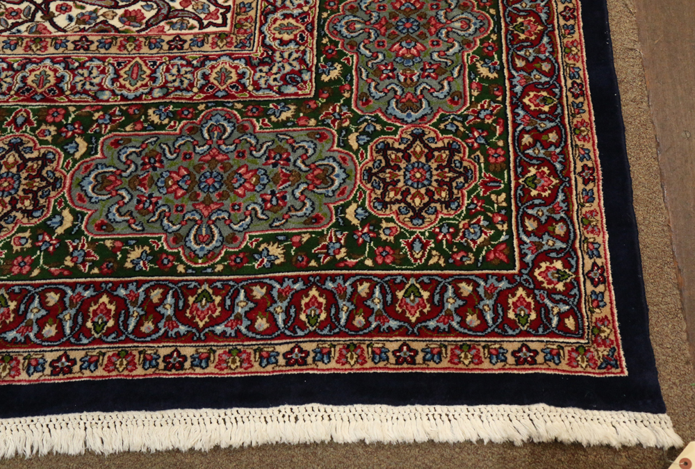 Indo Tabriz carpet - Image 2 of 3