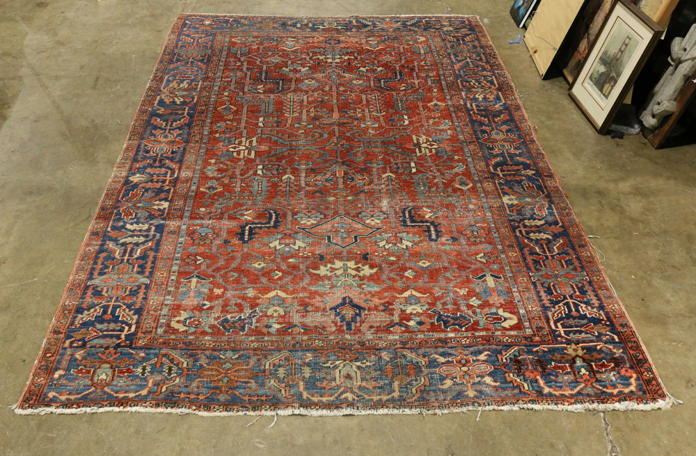 Persian Heriz carpet, 6'11" x 10'4"
