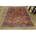 Persian Heriz carpet, 6'11" x 10'4"