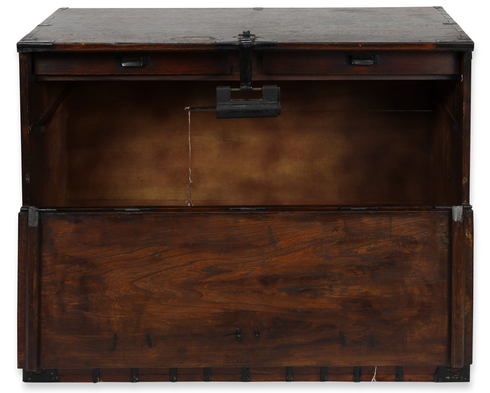 Korean Bandaji Storage Chest - Image 2 of 2