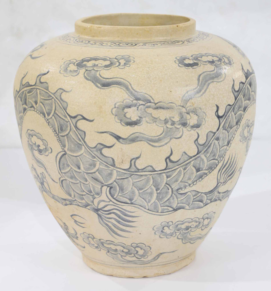 Vietnamese Blue and White "Dragon" Jar - Image 2 of 2