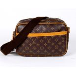 Louis Vuitton Reporter shoulder bag