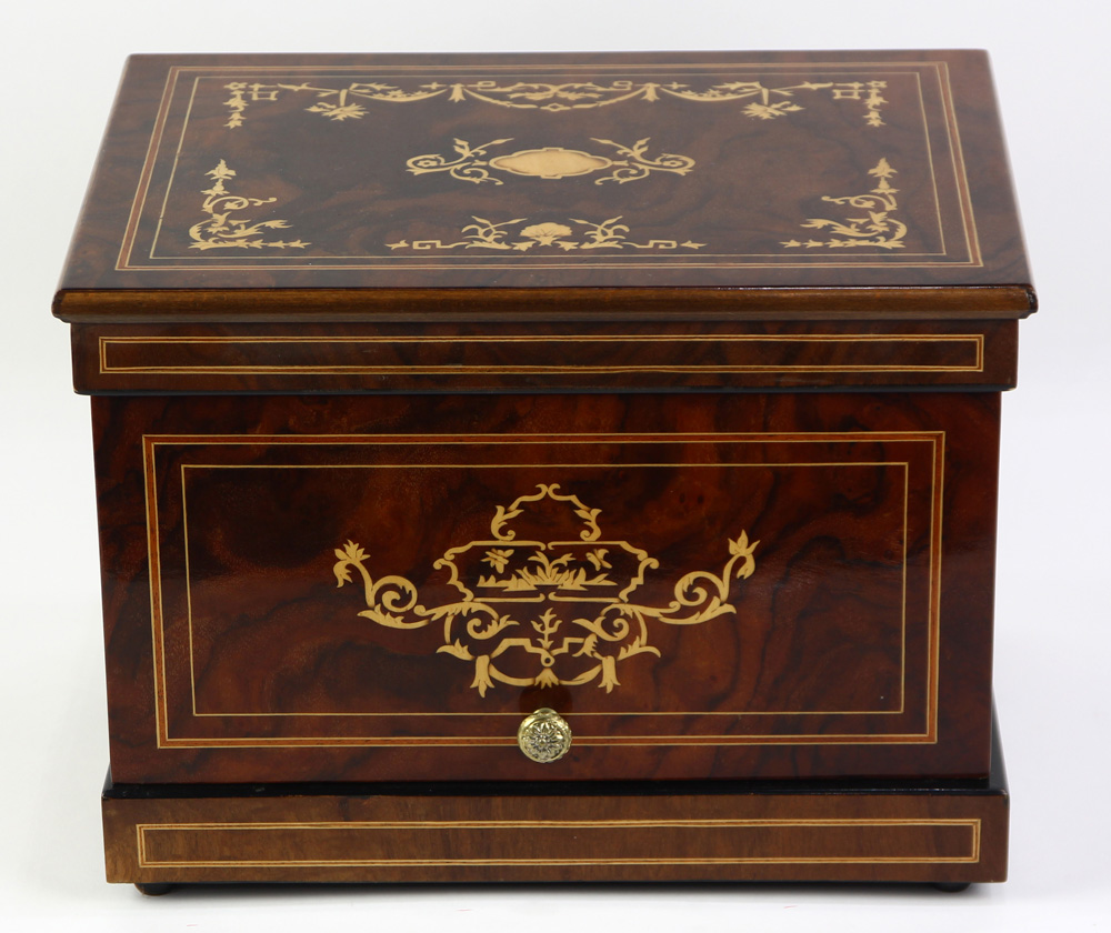 French Neoclassical style marquetry decorated tantalus - Image 2 of 4