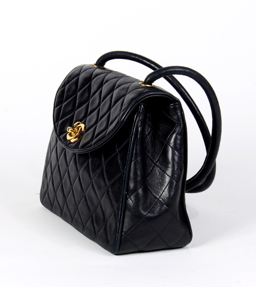 Chanel Tall Shoulder Flap bag - Image 2 of 4