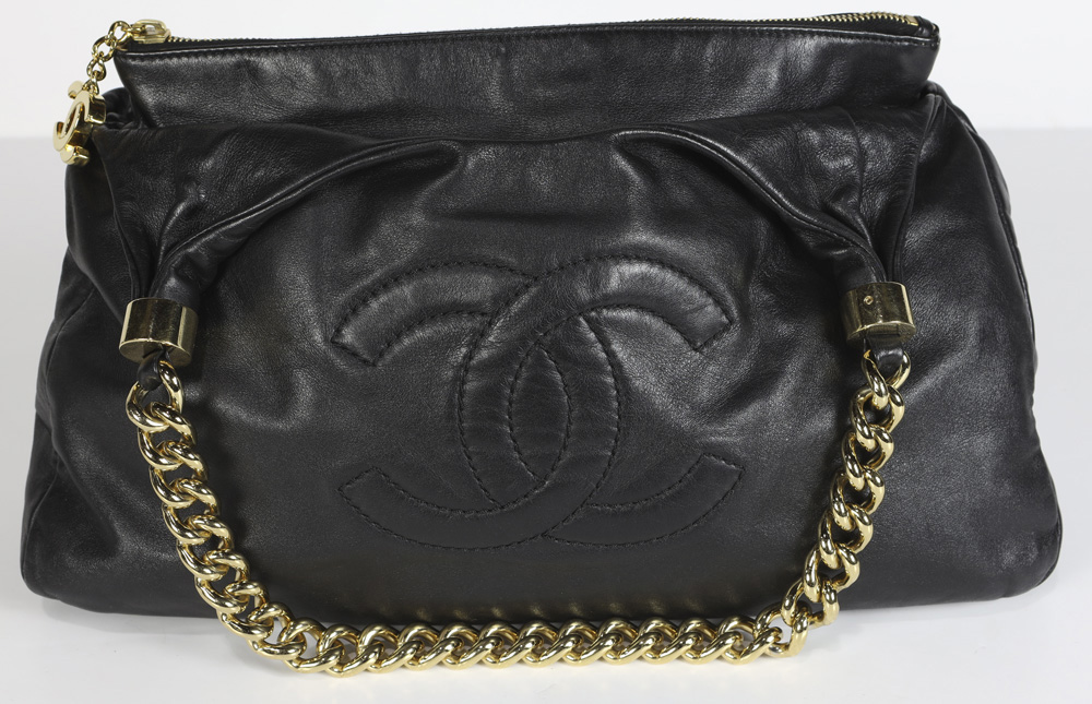 Chanel Chain Tote - Image 2 of 5