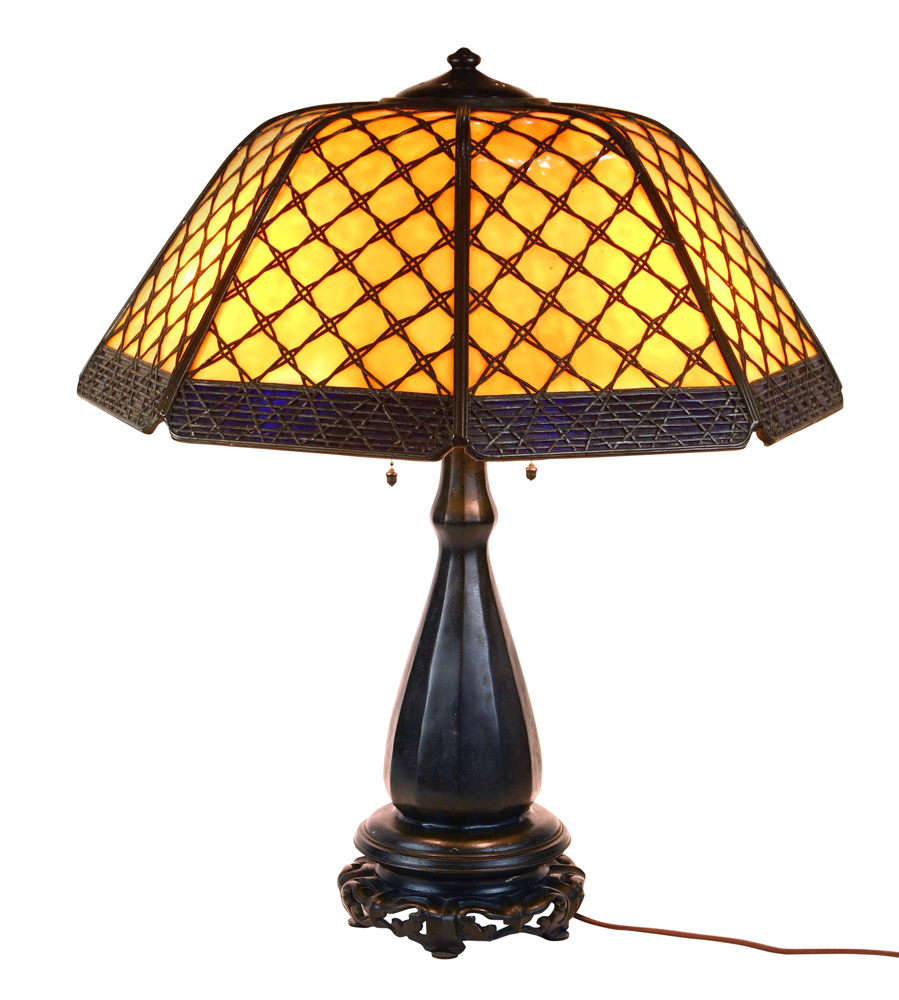 Handel overlaid basket weave table lamp