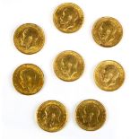 (lot of 8) Great Britain 1911 George V gold Sovereign coins,