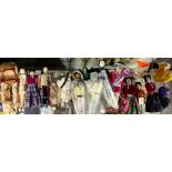 (lot of 21) Native American doll and basketry group