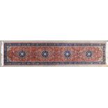 Indo Tabriz runner