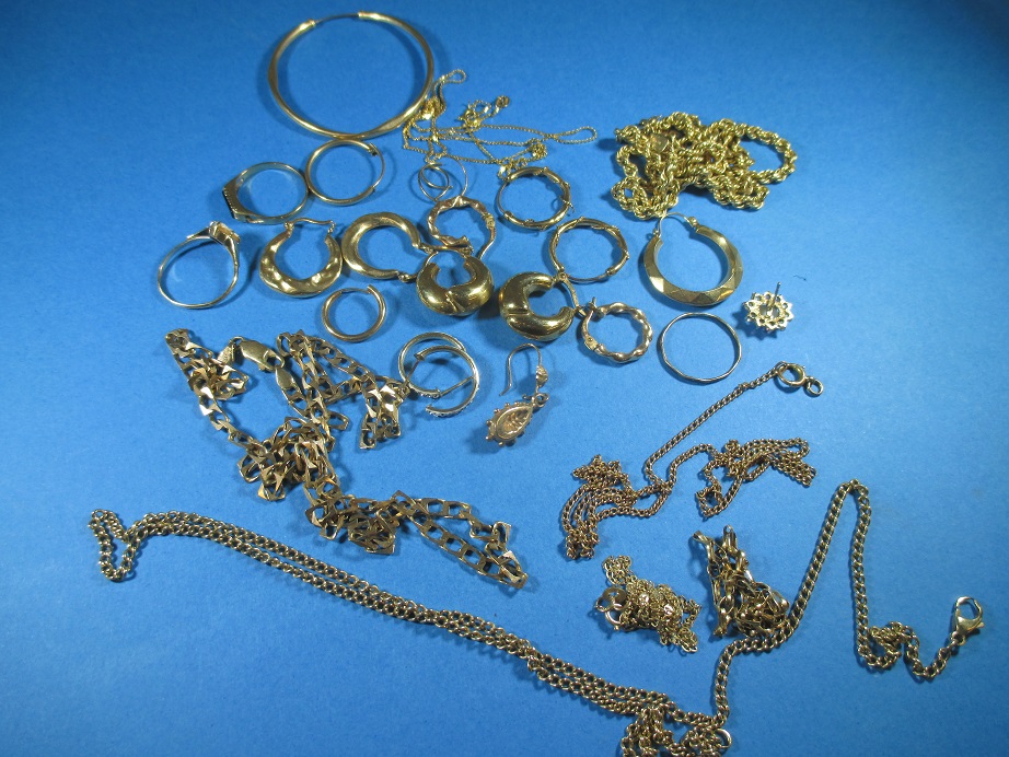 A quantity of 9ct gold and yellow metal items, approx. weight 42.2g