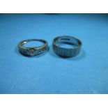 Two 9ct gold rings, approx weight 5.2g