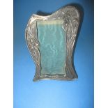 An Edwardian sterling silver Art Nouveau easel type photo frame