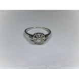 A platinum diamond solitaire ring, the stone being approximately 1ct, approx rin