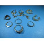 A quantity of 9ct gold items, approx weight 13.3g