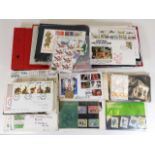 A quantity of mixed various first day covers