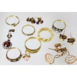 A mixed quantity of 9ct gold rings, earings, penda