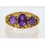 A 9ct gold ring set with amethyst 3.7g size N