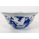 A Chinese blue & white porcelain bowl decorated wi