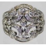 An 18ct white gold ring set with approx. 1.5ct dia