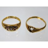 Two 18ct gold rings a/f 6g