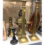 A quantity of various metalware items including a