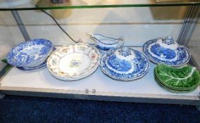 Two 1930's Spode Italian bowls, four other Spode b