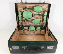 A cased early 20thC. vanity case with guilloche fi
