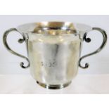An 18thC. Guernsey silver christening cup 94g