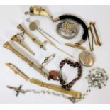 A selection of mixed jewellery & sundry items inc.