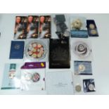 A quantity of various crowns & commemorative coin