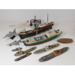 A Concorde model & a quantity of model boats & shi