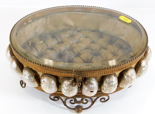 A 19thC. silk lined gilt jewellery casket with mot