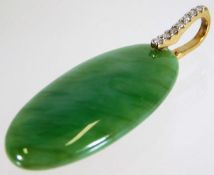 A jade pendant set with 9ct gold & diamond 8.6g