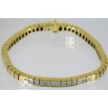 A 14ct gold bracelet set with approx. 1.04ct diamo