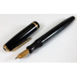 A Parker Duofold No.10 fountain pen with 14ct nib