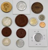 A quantity of mixed coinage including a 1940 Curra