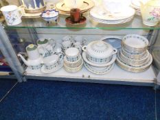 A quantity of Royal Doulton dinnerware