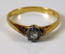An 18ct ring set with small diamond 2.g