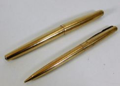 A Parker pen set, one with loose collar
