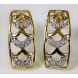 A pair of 9ct gold earrings 4g