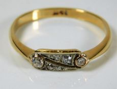 An 18ct art deco period diamond ring size V/W size