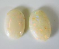 Two unmounted opals 1.6g