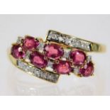 A 9ct gold ring set with ruby & diamond 2.9g size