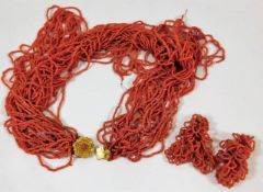 A Victorian coral necklace & earring set a/f with