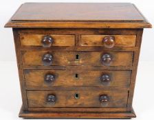 A Victorian apprentice piece chest of drawers H8.5
